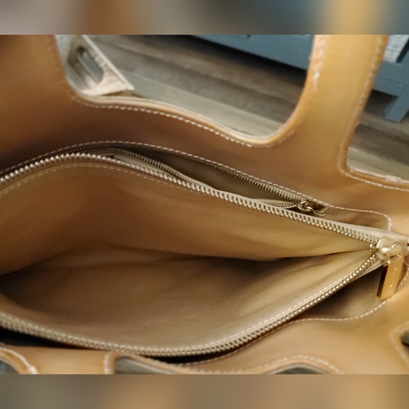 ***Sold on another platform*** Celine vintage handbag Honeycomb monogram canvas - Picture 11 of 11